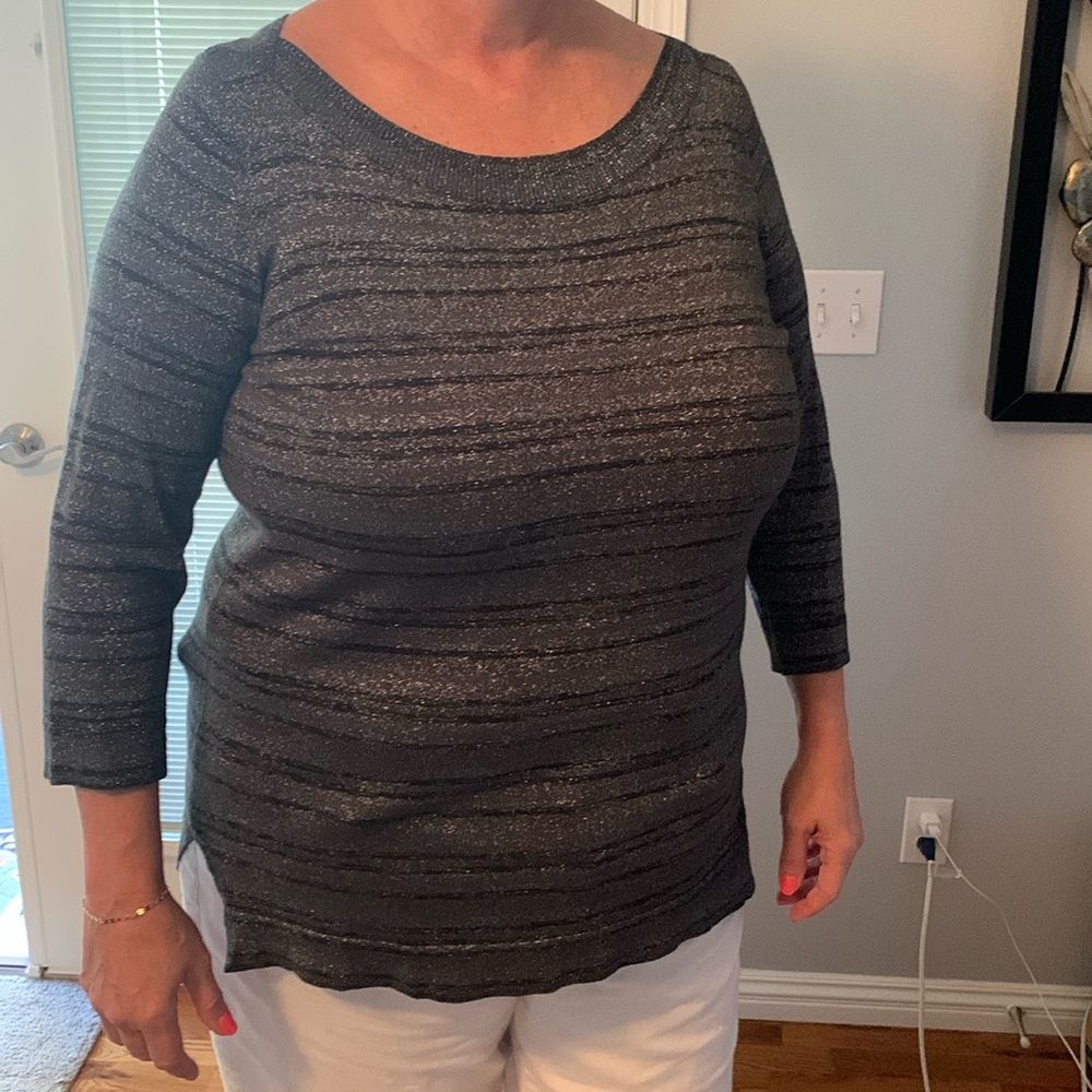 Worthington XLT dressy top.